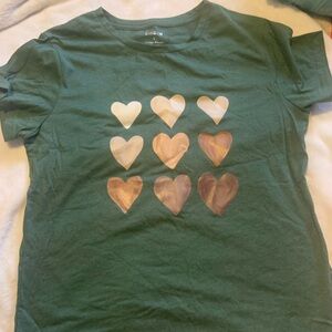 SHEIN Green Short Sleeve Heart Tee